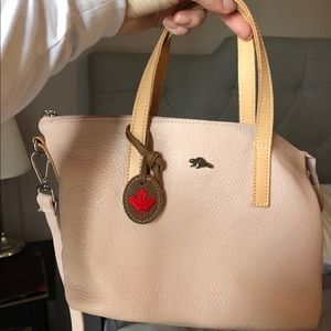 Roots Small Zoe in Light Pink Crossbody Purse